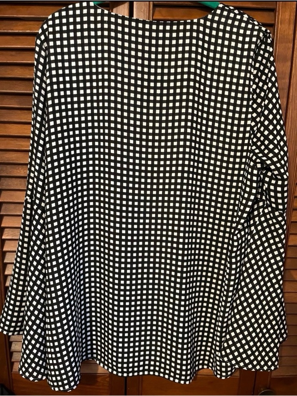 K Jordan Black & White Grid V-Neck Tunic - Picture 2 of 2